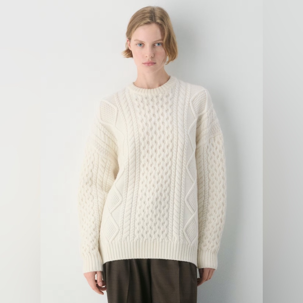 Aritzia Heritage Knit Merino Wool Crew Sweater Chunky Cable Knit Sweater Sz L